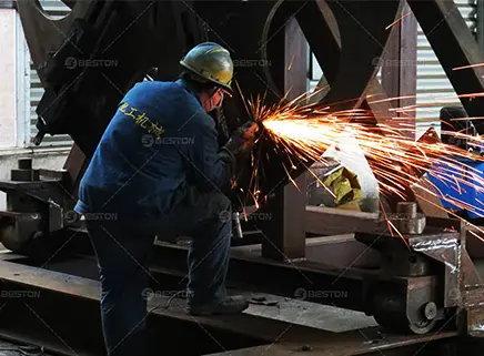 Precise Maintenance Mode of Moble Biochar Machine