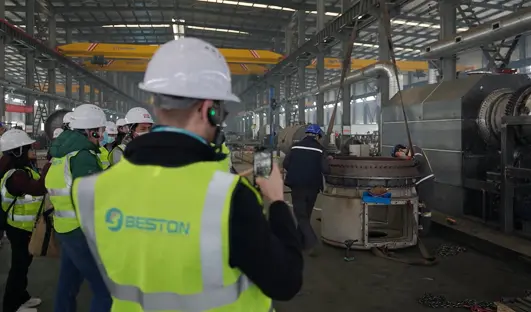 Observation of Equipment Assembly in Manufacturing Workshop