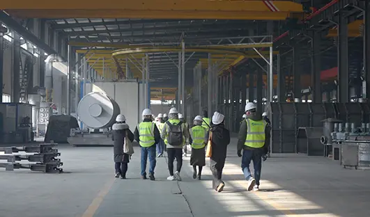 Visitors Tour Beston Manufacturing Workshop