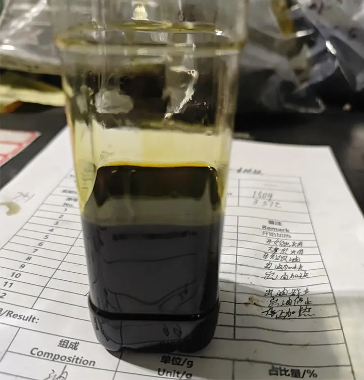Plastic oil produced from thermal pyrolysis of automotive plastics